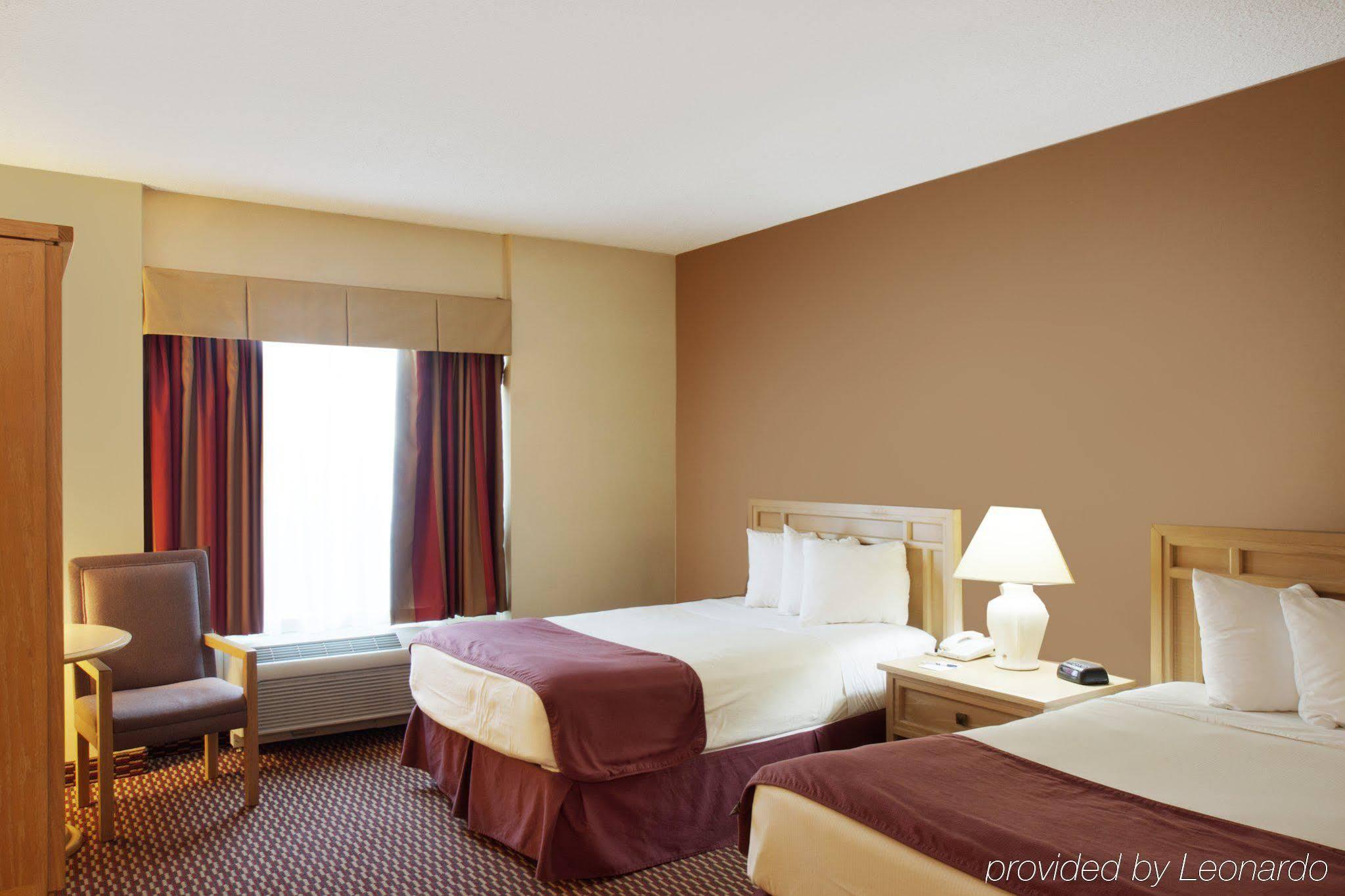 North Syracuse Surestay Plus Hotel By Best Western Syracuse Airport מראה חיצוני תמונה